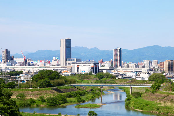 福島県下はもちろん、北海道から沖縄まで効果的な新聞折込広告をスピーディに実施します。 株式会社朝日オリコミ福島 会社情報